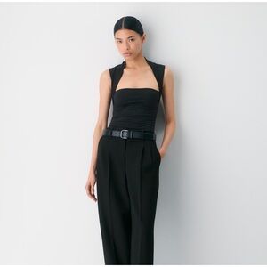 Aritzia Original Contour Flourish Top